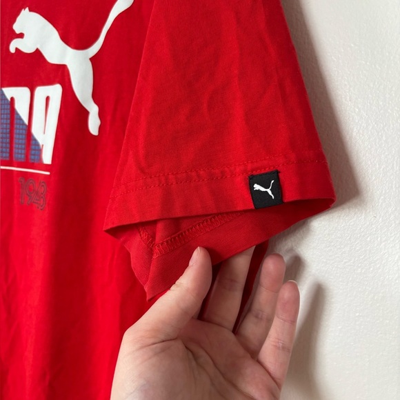 🎉4/30$🎉 Puma Red Graphic Tee - Size M - Picture 3 of 5